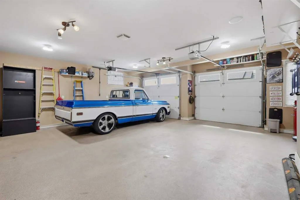 95 Regatta Way