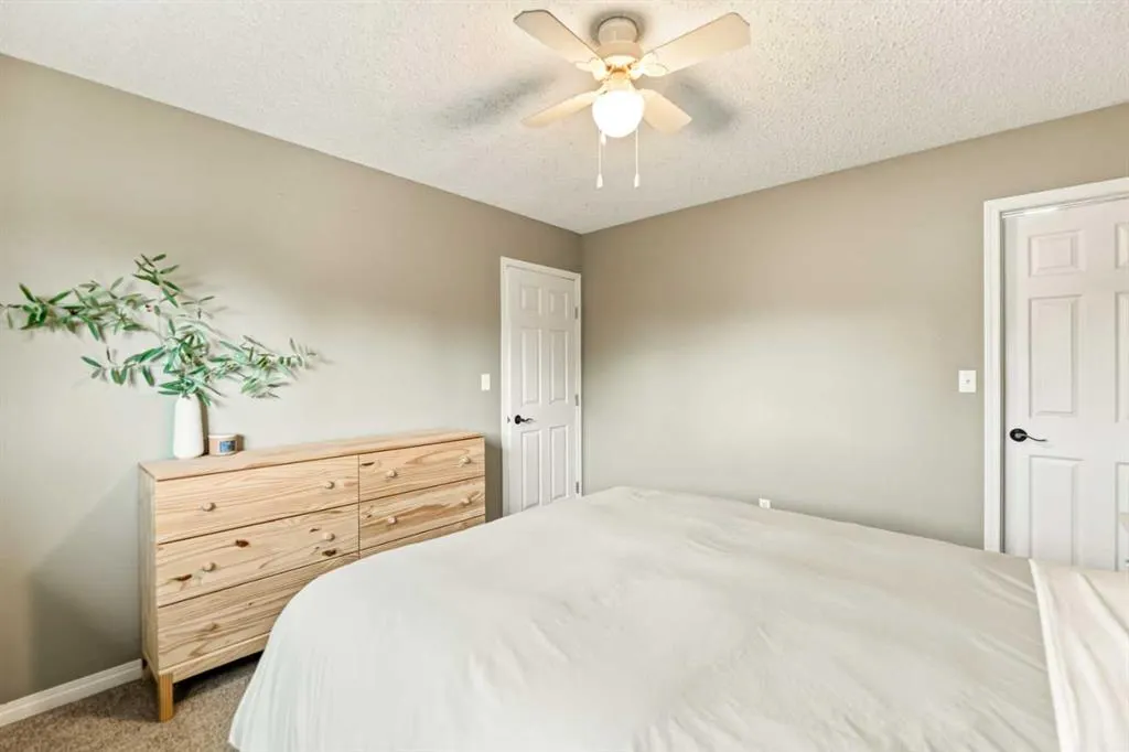 12 Opal Close