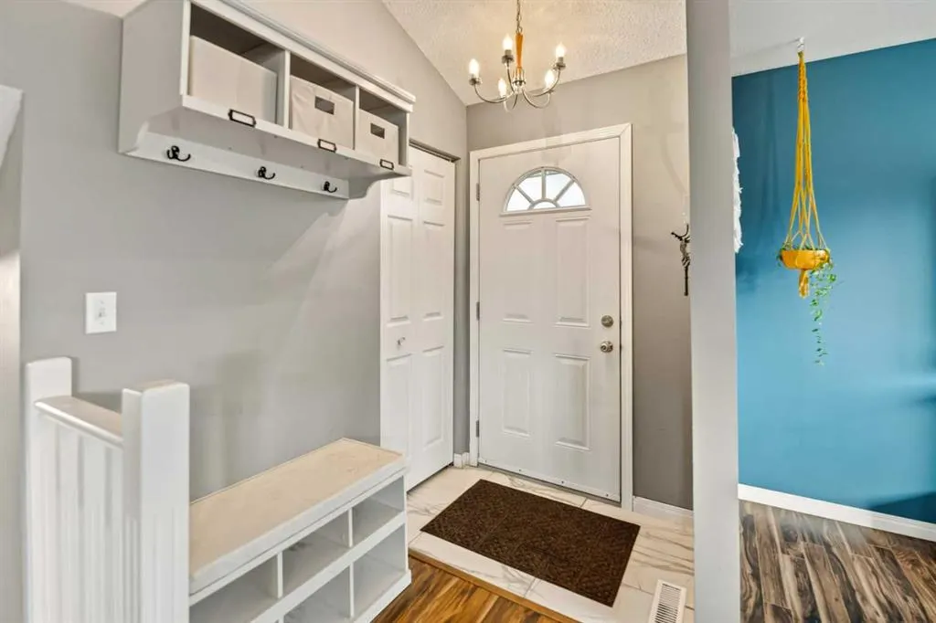 12 Opal Close