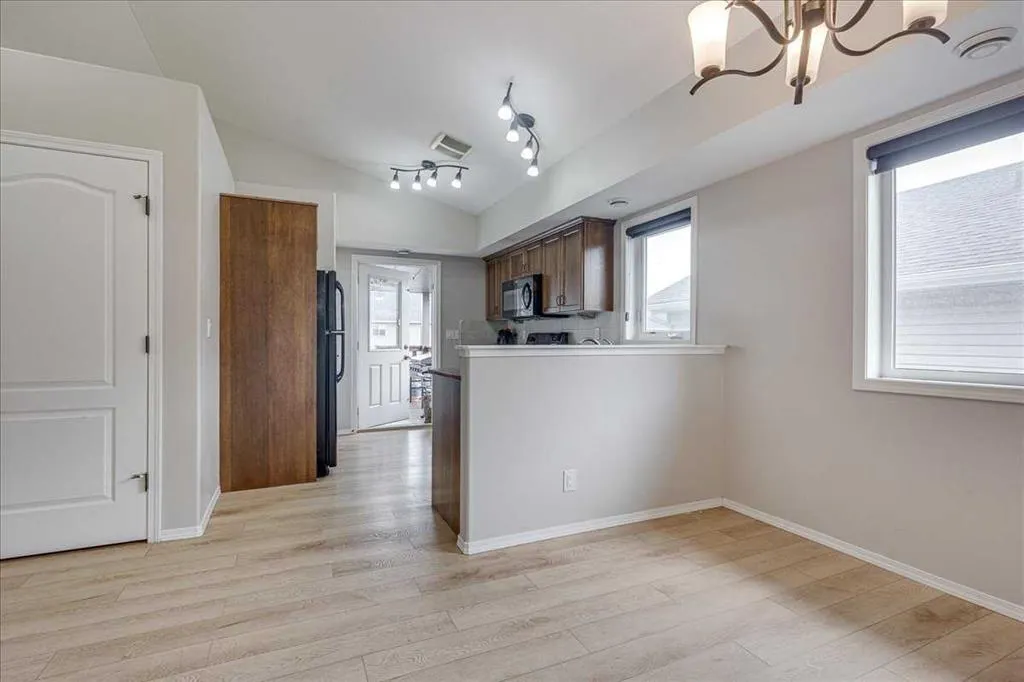 13 Rogers Road