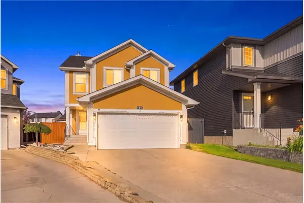 278 Martha's Manor NE