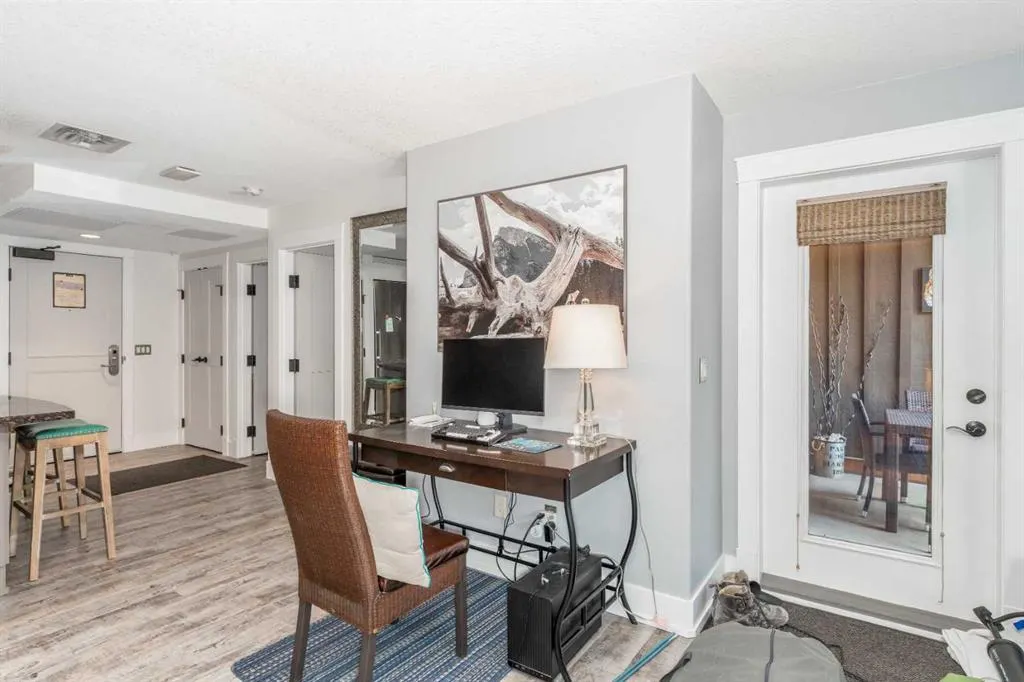 173 Kananaskis Way #213