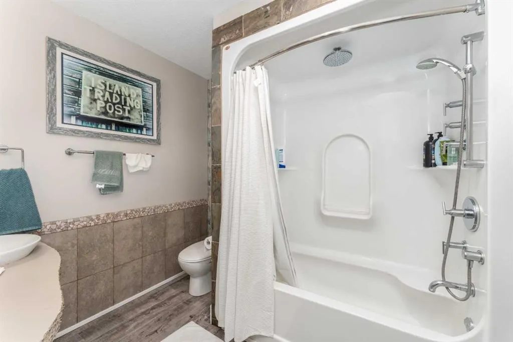 173 Kananaskis Way #213