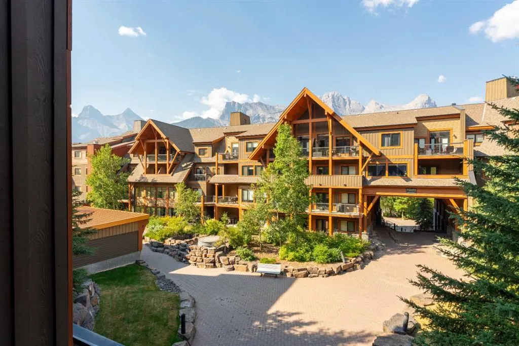 173 Kananaskis Way #213