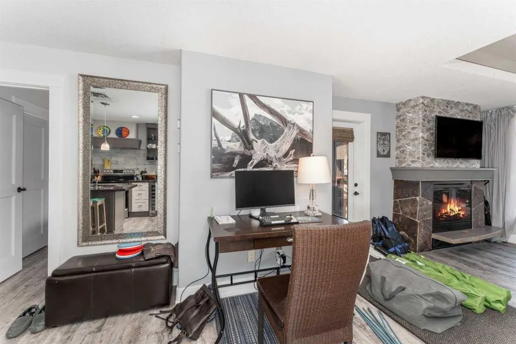 173 Kananaskis Way #213
