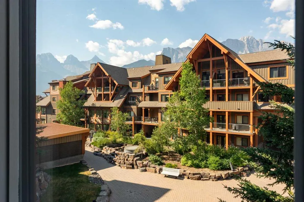 173 Kananaskis Way #213