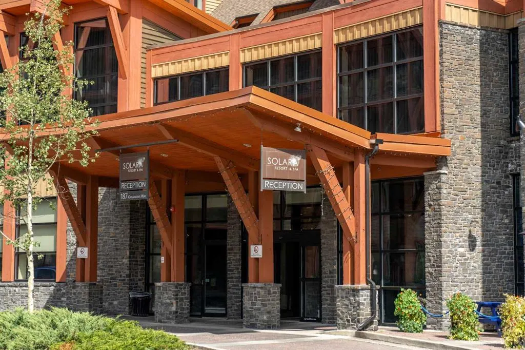 173 Kananaskis Way #213