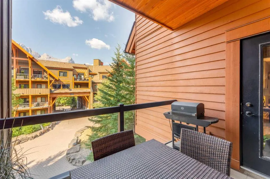 173 Kananaskis Way #213