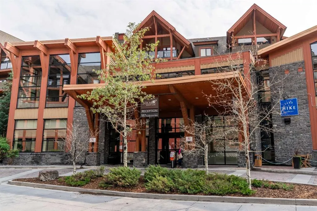 173 Kananaskis Way #213