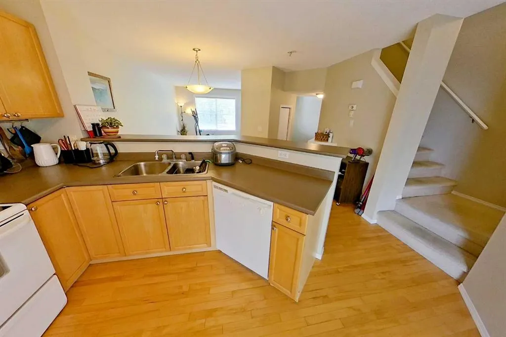 156 Tuscany Springs Gardens NW
