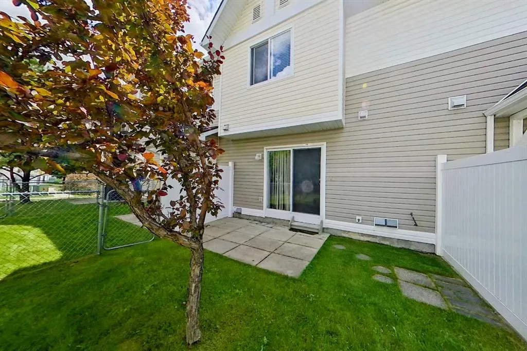 156 Tuscany Springs Gardens NW