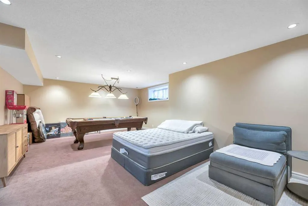 331 Mahogany Court SE