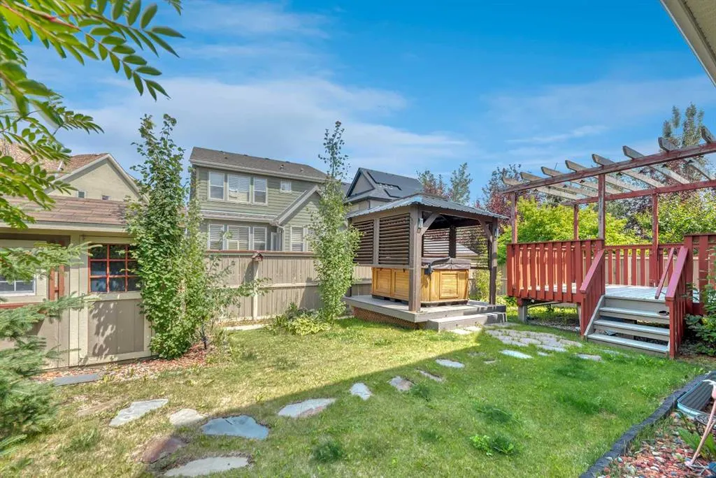 331 Mahogany Court SE