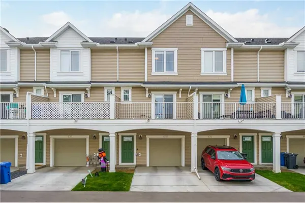 628 Copperstone Manor SE