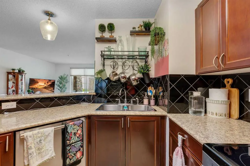 428 Chaparral Ravine View SE #116