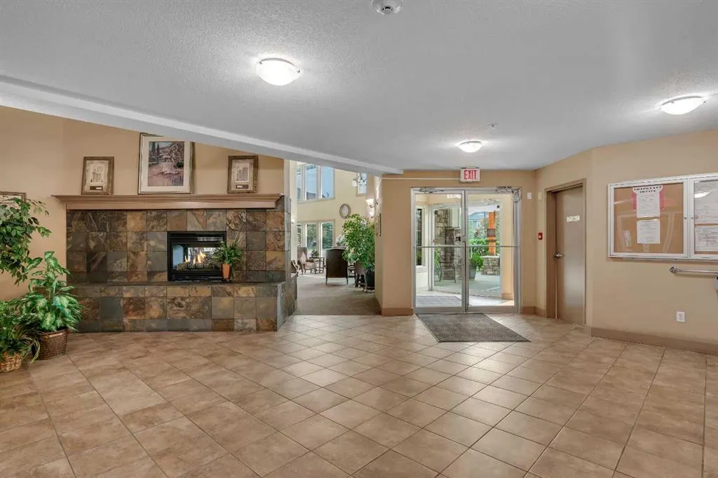 428 Chaparral Ravine View SE #116
