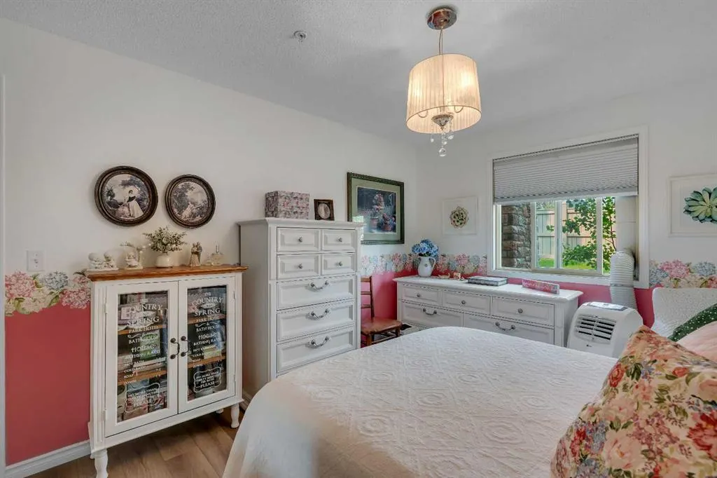 428 Chaparral Ravine View SE #116