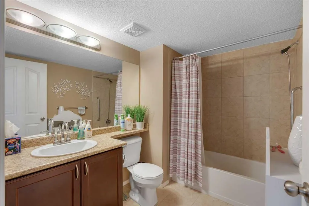 428 Chaparral Ravine View SE #116