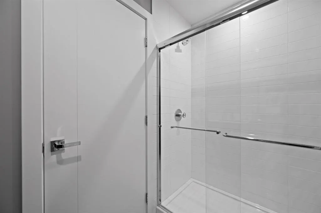 310 15 Avenue SW #217