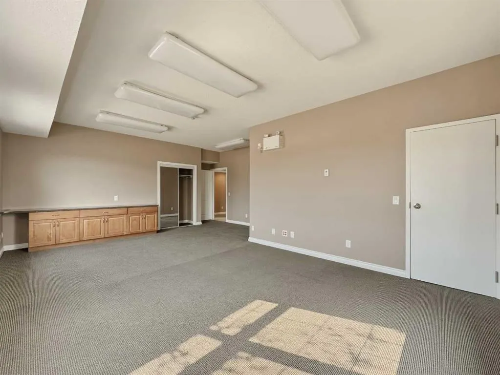 102 Strathaven Drive