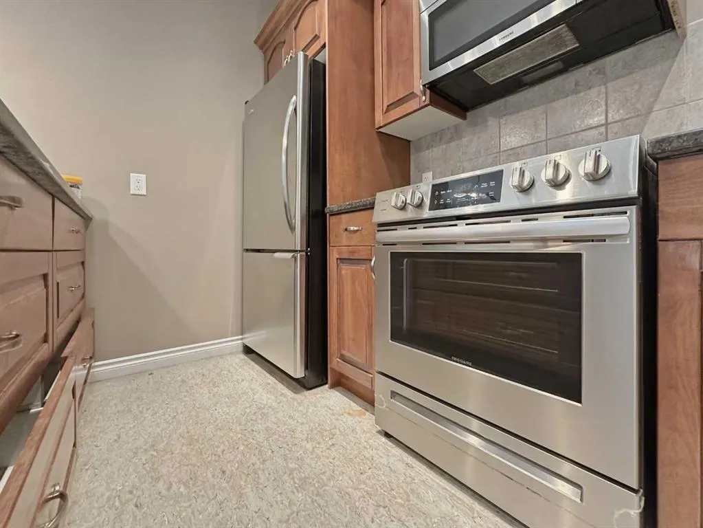 102 Strathaven Drive