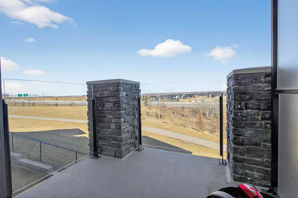116 Crestridge Common SW