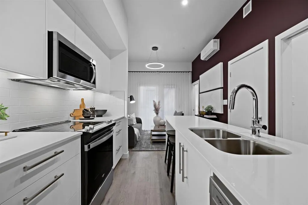 310 15 Avenue SW #516