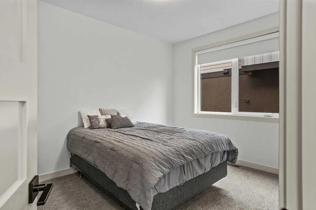 401 Stewart Creek Close