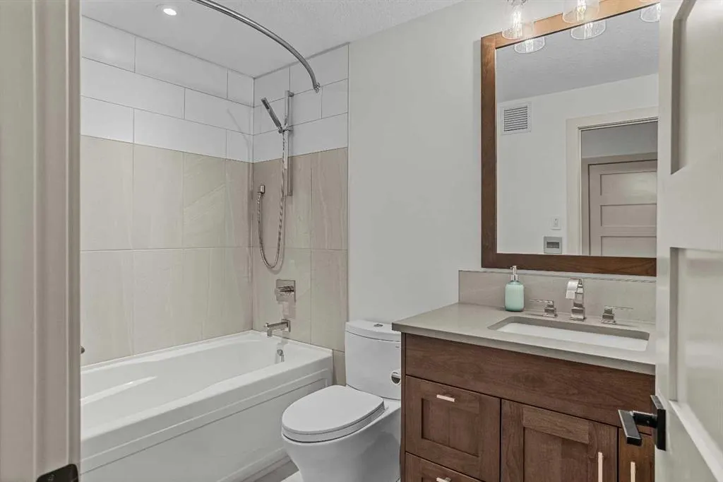 401 Stewart Creek Close