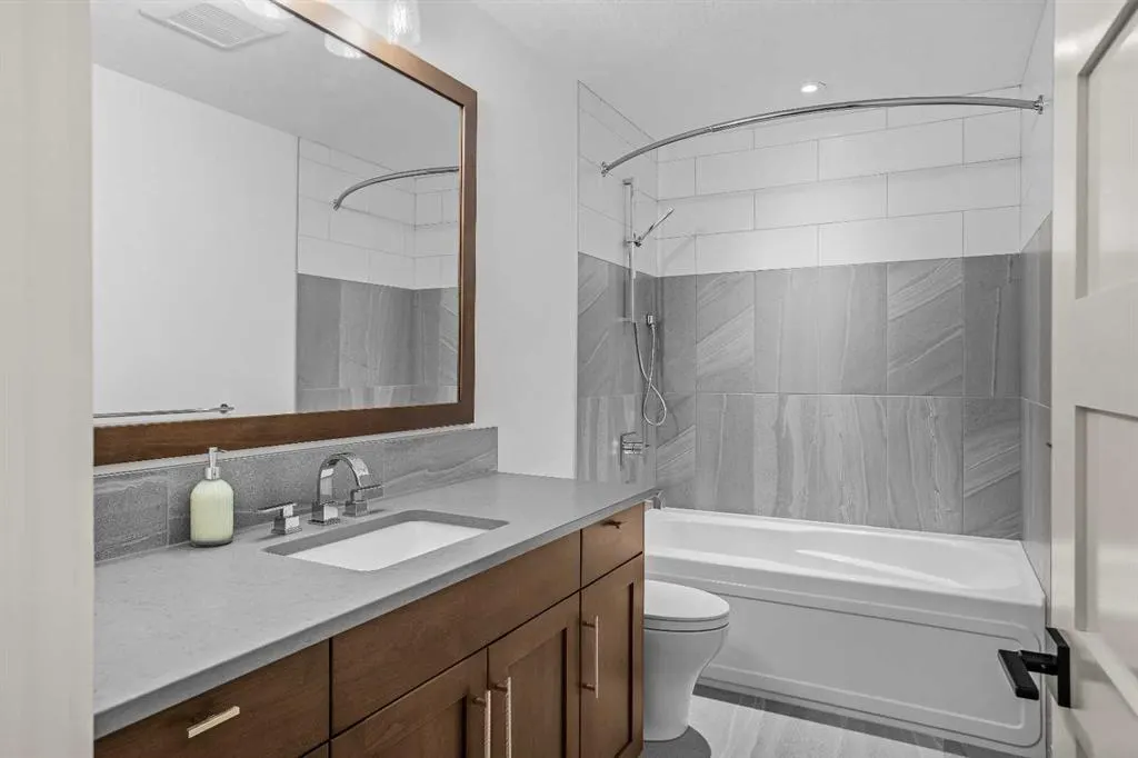 401 Stewart Creek Close