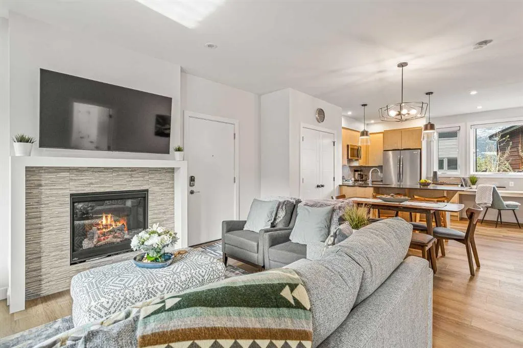 209 Stewart Creek Rise #202G