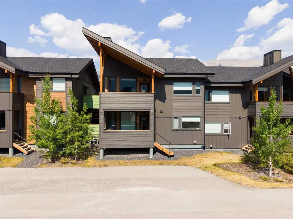209 Stewart Creek Rise #202G