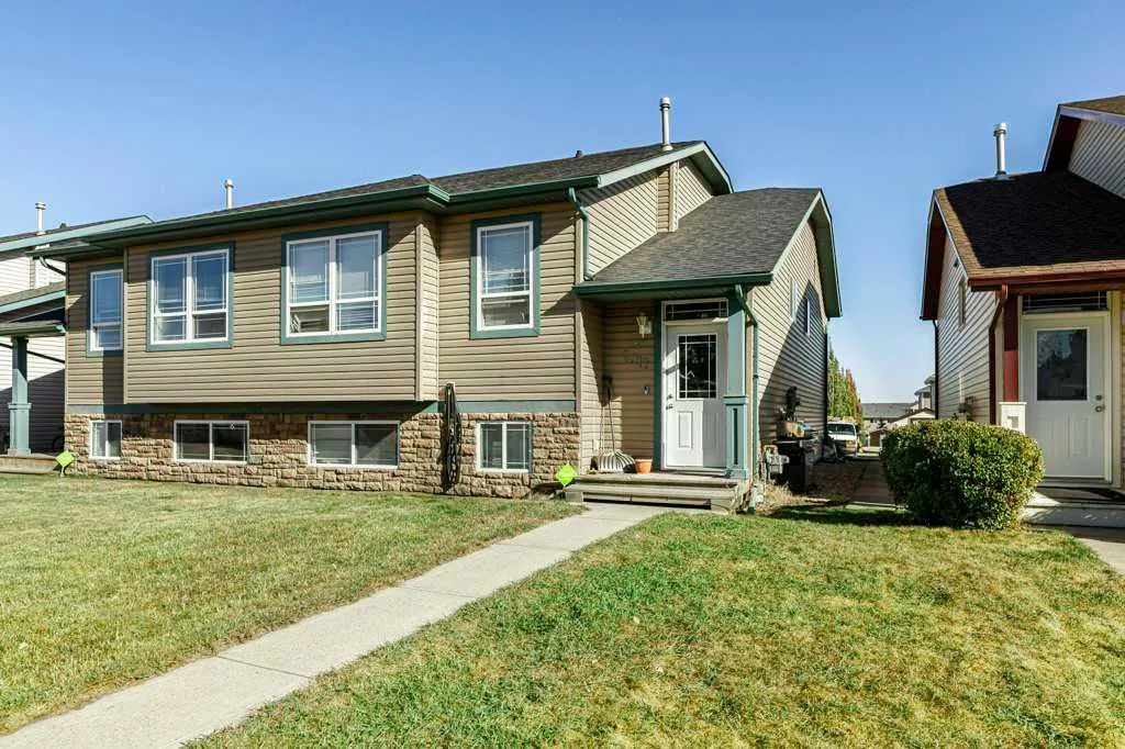 7017 Deer Street