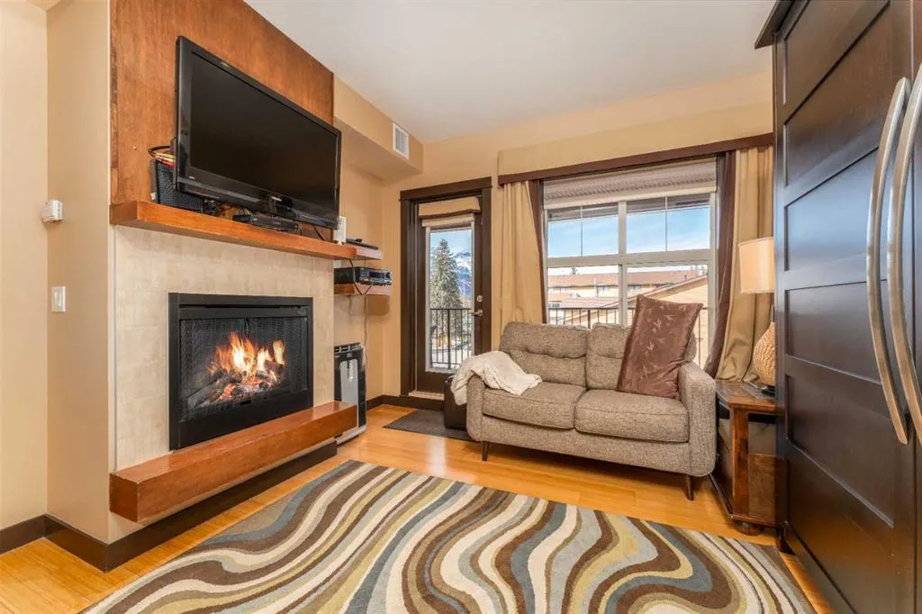1818 Mountain Avenue #218 A & B