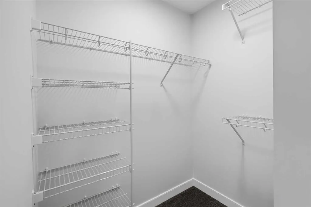 81 Greenbriar Place NW #323