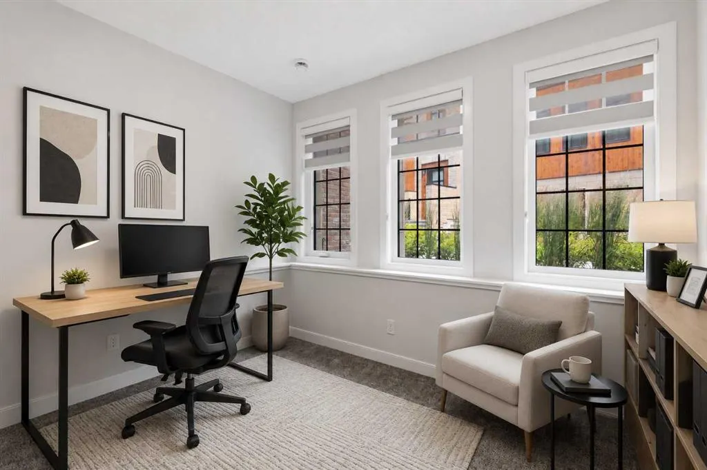 81 Greenbriar Place NW #323