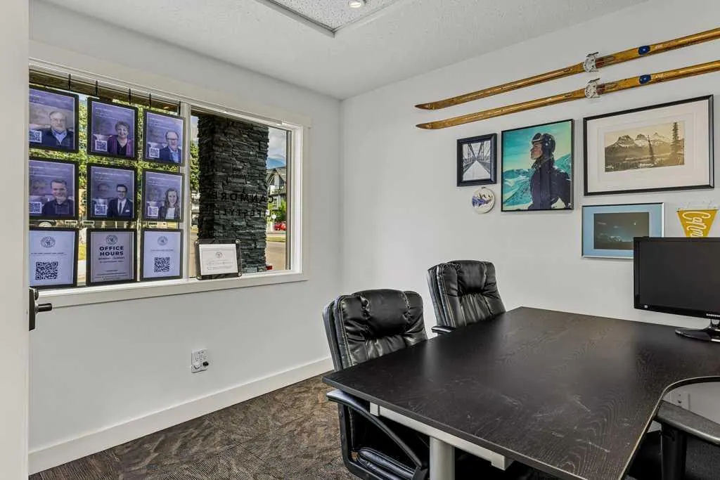 512 Bow Valley Trail #104