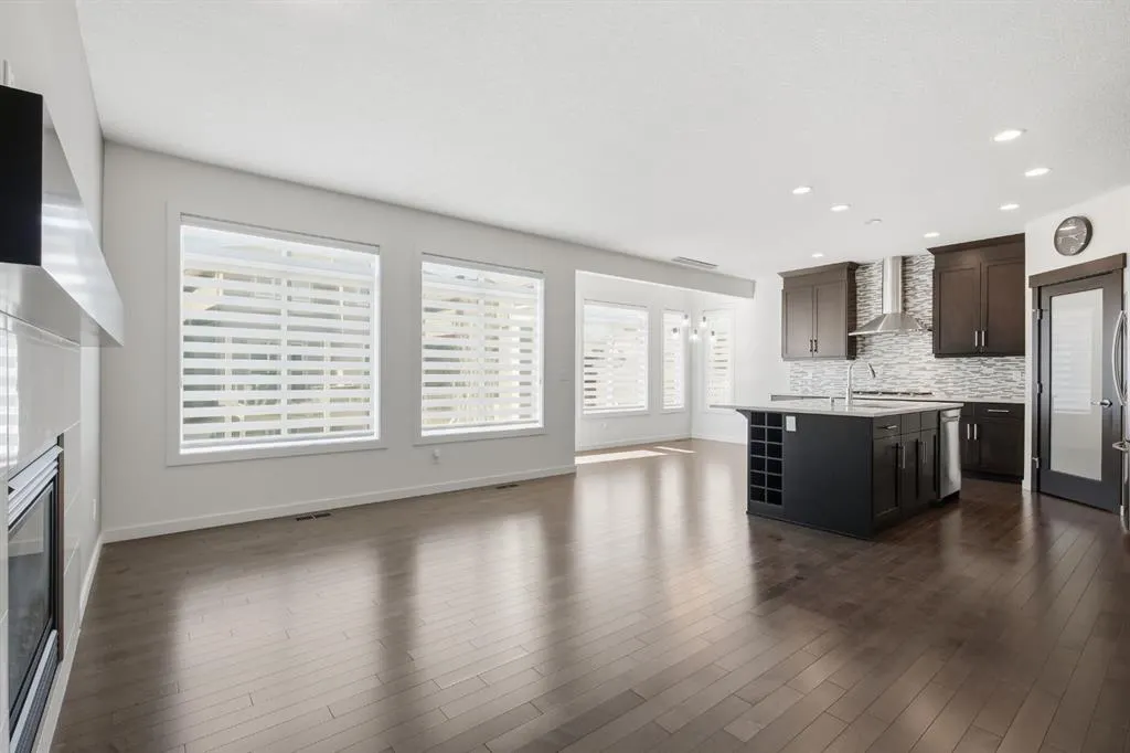 101 Evansborough Green NW