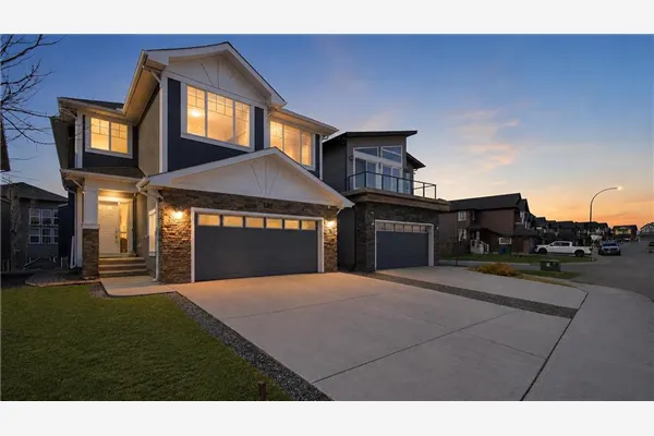 101 Evansborough Green NW
