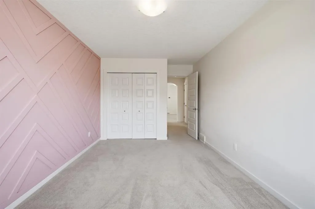 101 Evansborough Green NW