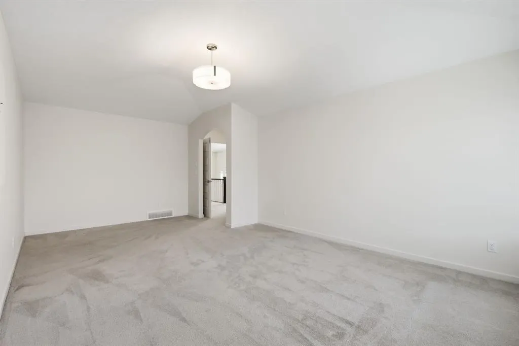 101 Evansborough Green NW