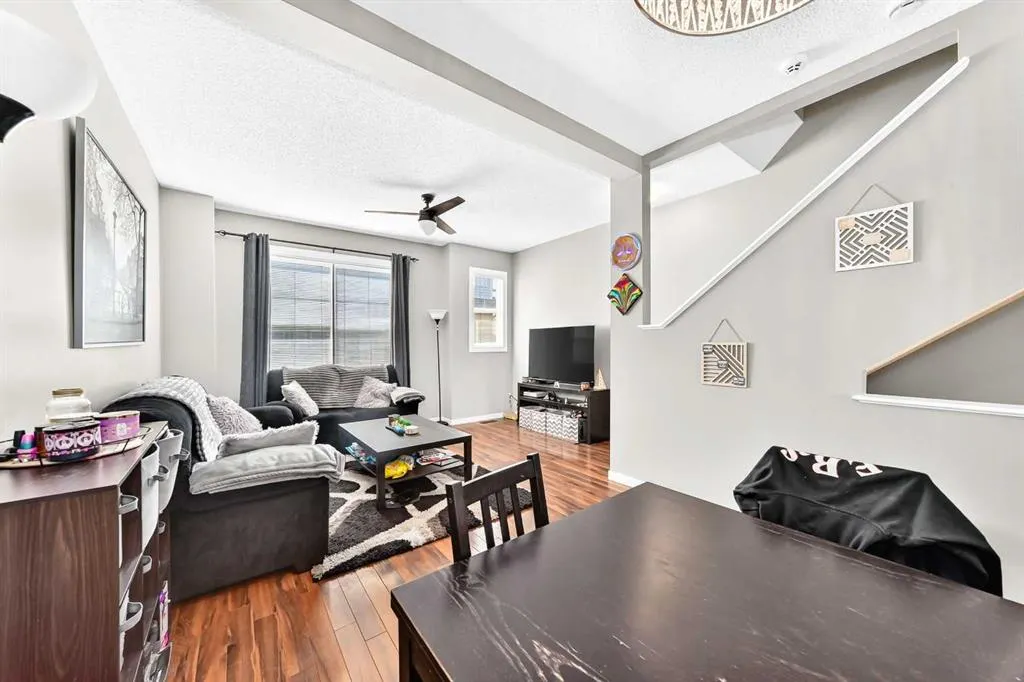 60 New Brighton Point SE