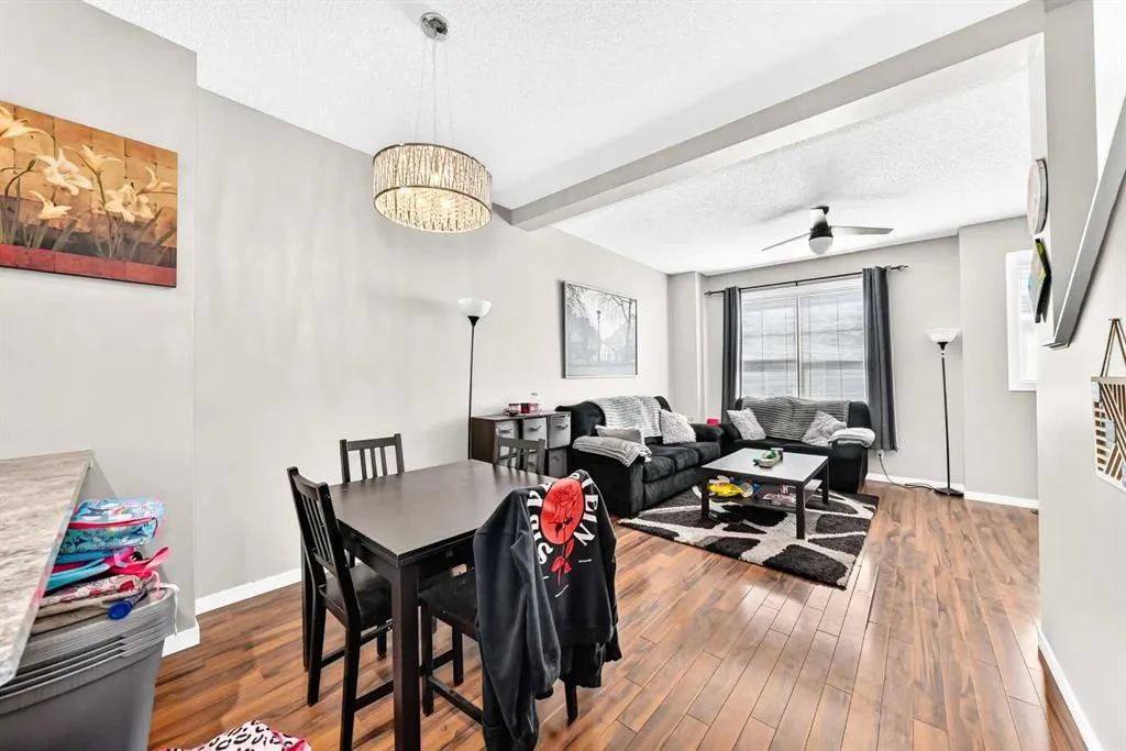 60 New Brighton Point SE
