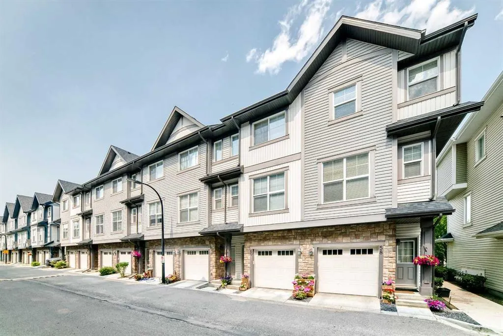60 New Brighton Point SE
