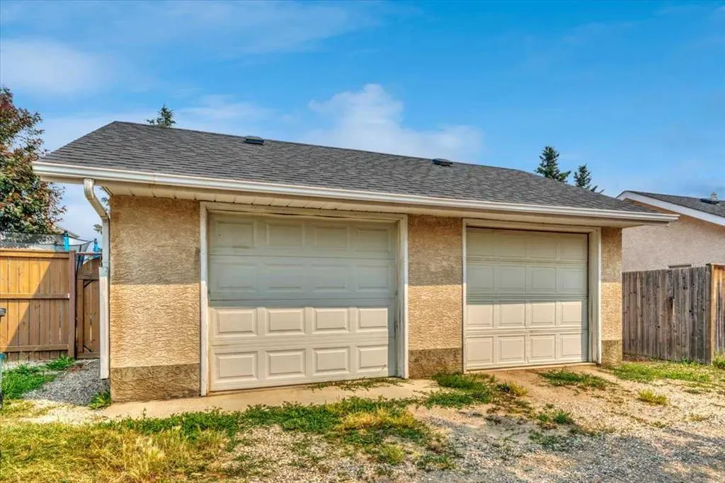 31A Green Meadow Crescent