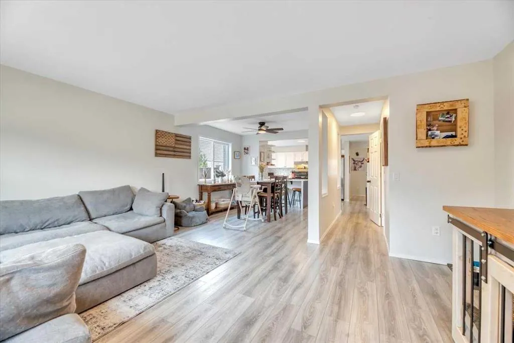 31A Green Meadow Crescent