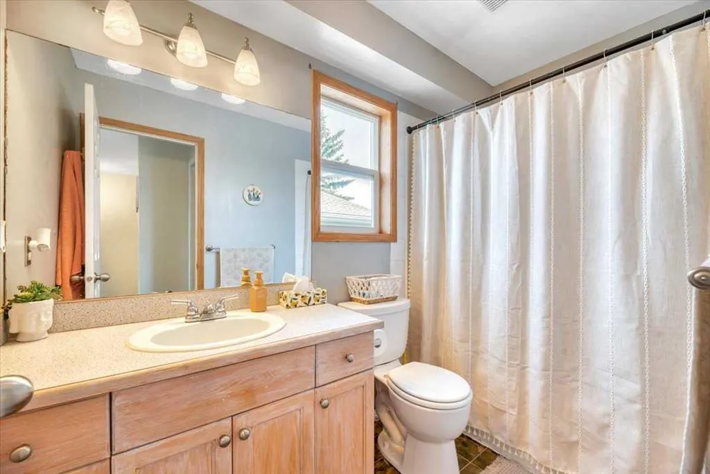 31A Green Meadow Crescent