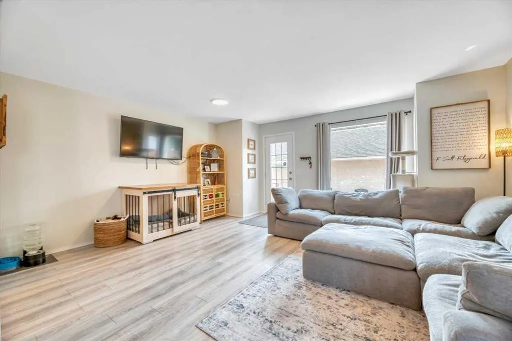 31A Green Meadow Crescent