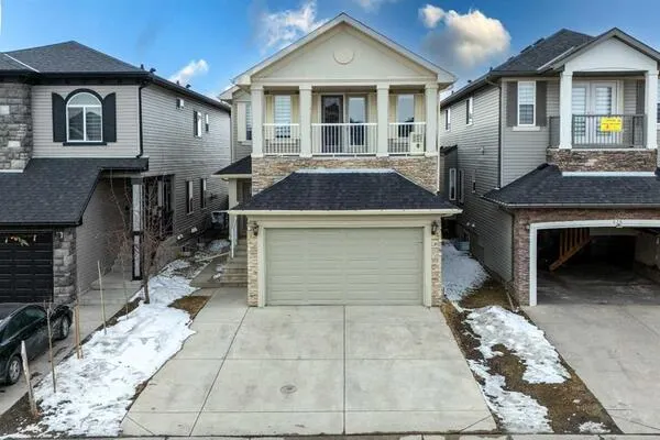 422 Taralake Way NE