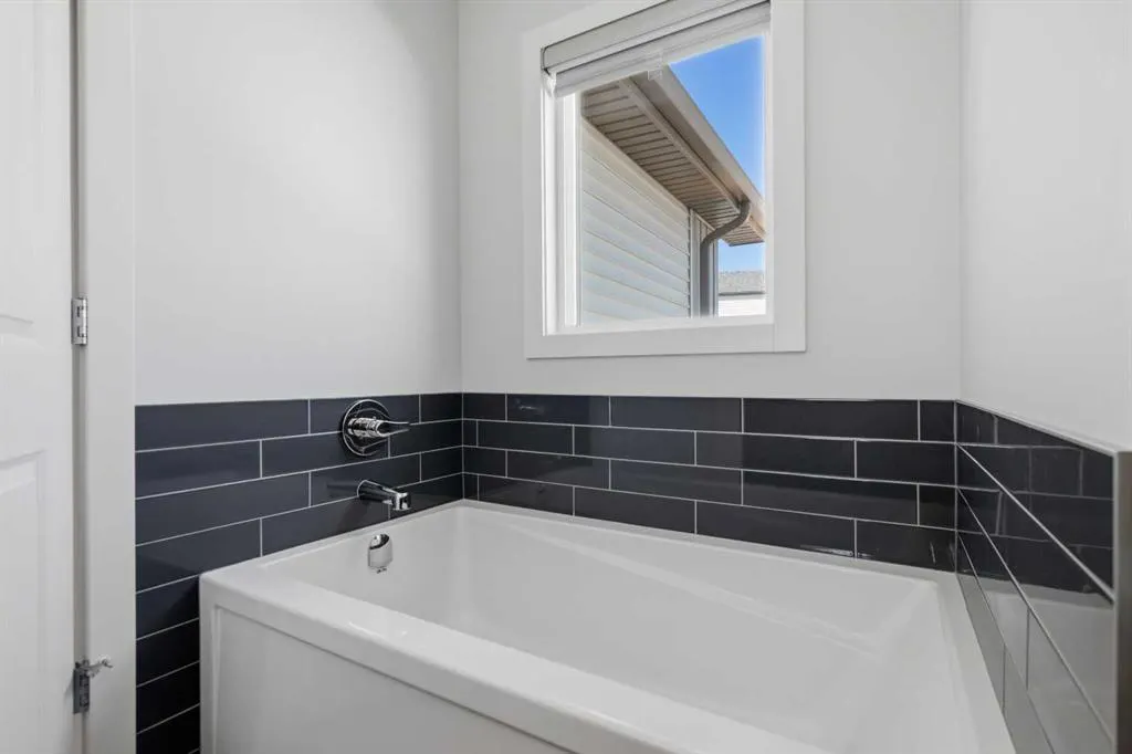 71 Belvedere Green SE